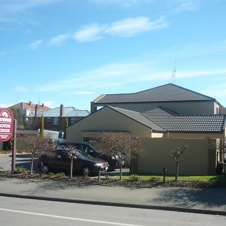 Asure Avenue Motor Lodge Тимару Экстерьер фото